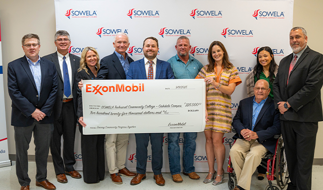 ExxonMobil-presents-donation-to-SOWELA-Technical-Community-College